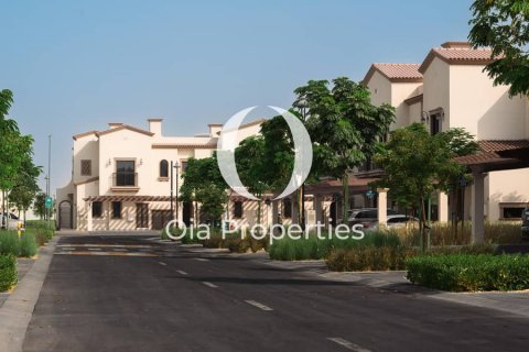 Vilë në Abu Dhabi, Emiratet e Bashkuara Arabe 5 dhoma gjumi, 640 m2. № 644594 - Foto 22