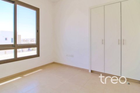 Városi lakóépület itt: Town Square, Dubai, EAE, 4 hálószoba, 221.11 m², azonosító: 733281 - fénykép 11
