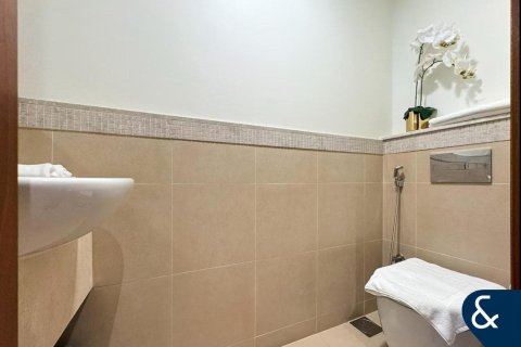 Byt v BURJ VISTA v Downtown Dubai (Downtown Burj Dubai), SAE 2 ložnice, 135 m² Č.: 689003 - fotografie 11