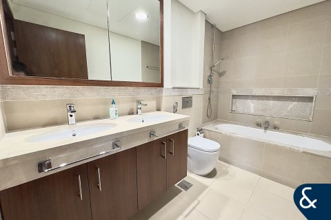 Apartamento en alquiler en Downtown Dubai (Downtown Burj Dubai), Dubai, EAU 2 dormitorios, 135 m2 № 689003 - foto 7