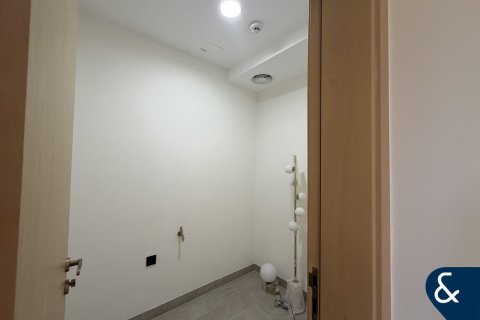 Зняти в оренду квартиру в Джумейра Вилладж Серкл, Дубай, ОАЕ 3 спальні, 221м2, № 689001 - фото 19