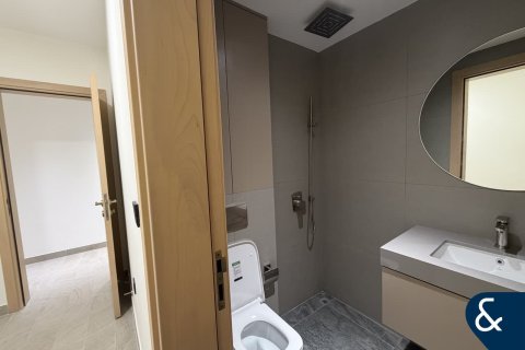 Зняти в оренду квартиру в Джумейра Вилладж Серкл, Дубай, ОАЕ 3 спальні, 221м2, № 689001 - фото 10