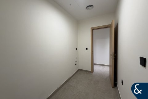 Зняти в оренду квартиру в Джумейра Вилладж Серкл, Дубай, ОАЕ 3 спальні, 221м2, № 689001 - фото 11