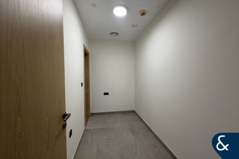 Зняти в оренду квартиру в Джумейра Вилладж Серкл, Дубай, ОАЕ 3 спальні, 221м2, № 689001 - фото 9