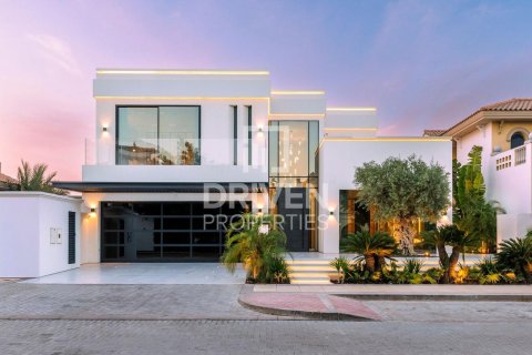 Villa til salg i Palm Jumeirah, Dubai, UAE 5 soveværelser, 622.36 kvm № 743107 - foto 28