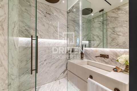 Villa til salg i Palm Jumeirah, Dubai, UAE 5 soveværelser, 622.36 kvm № 743107 - foto 25