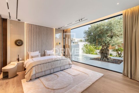 Villa til salg i Palm Jumeirah, Dubai, UAE 5 soveværelser, 622.36 kvm № 743107 - foto 12