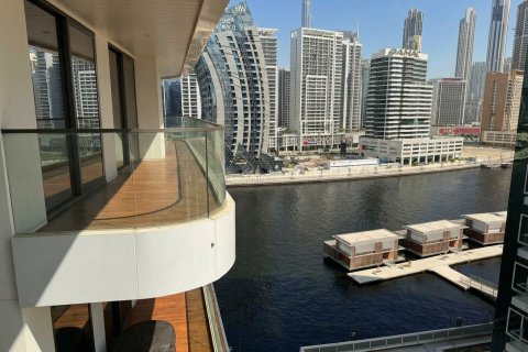 Lägenhet till försäljning i Business Bay, Dubai, UAE 1 sovrum, 101 kvm Nr. 696495 - fotografi 2