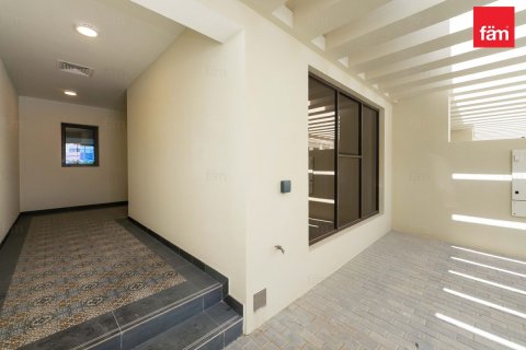 Таунхаус Дубай, БАӘ-да 4 жатын бөлмелер, 143.9 м² № 712953 - фото 18