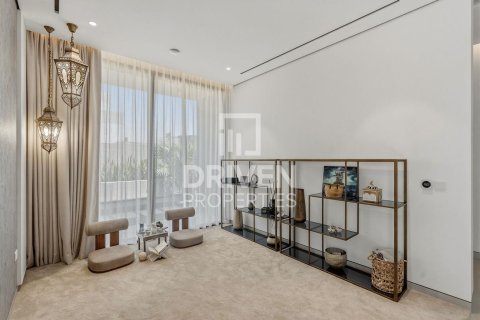 Huvila Nadd Al Sheba, Dubai, Arabiemiraatit 5 makuuhuonetta, 930.24 m2 № 765242 - kuva 11