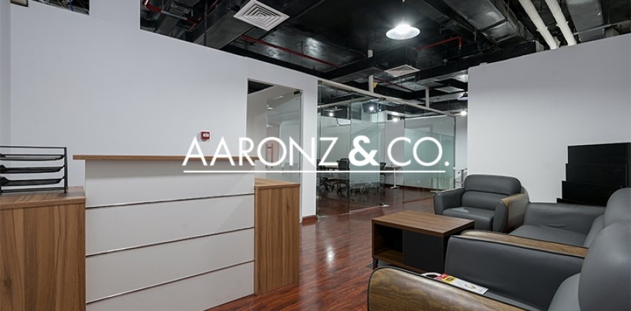 Kantoor in Business Bay, Dubai, VAE 109 vr.m. nr 699552