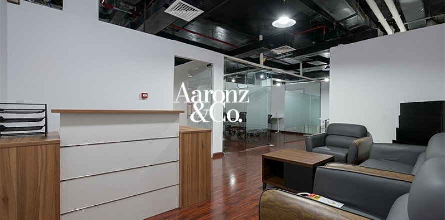 Kancelária v Business Bay, Dubai, SAE 109 m2 č. 699552