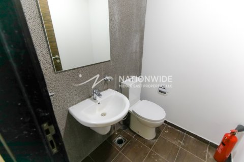 Villa til salgs i Abu Dhabi, Emiratene 3 soverom, 226 kvm Nr. 659639 - Foto 12