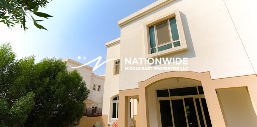 Vilă în Abu Dhabi, EAU 3 dormitoare, 226 mp.  №659639