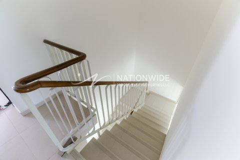 Villa til salgs i Abu Dhabi, Emiratene 3 soverom, 226 kvm Nr. 659639 - Foto 5