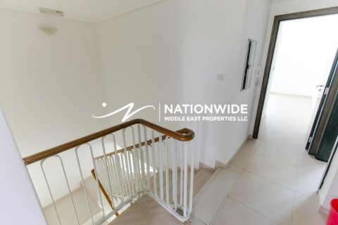 Vilă de vânzare în Abu Dhabi, EAU 3 dormitoare, 226 mp. №659639 - poză 6