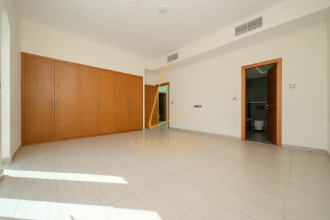 Villa zur Miete in Jumeirah Park, Dubai, VAE 4 Schlafzimmer, 604 m2 Nr. 685841 - Foto 23