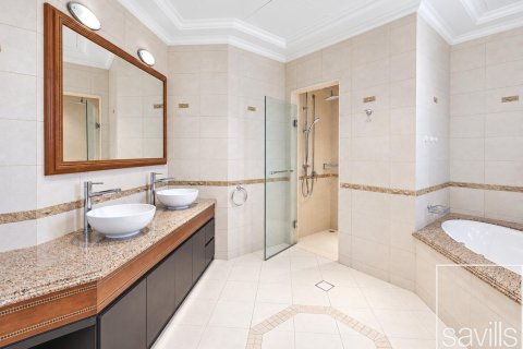 Vila u Palm Jumeirah, Dubai, UAE 4 spavaćih soba, 657.38 m2 Br. 766764 - fotografija 16