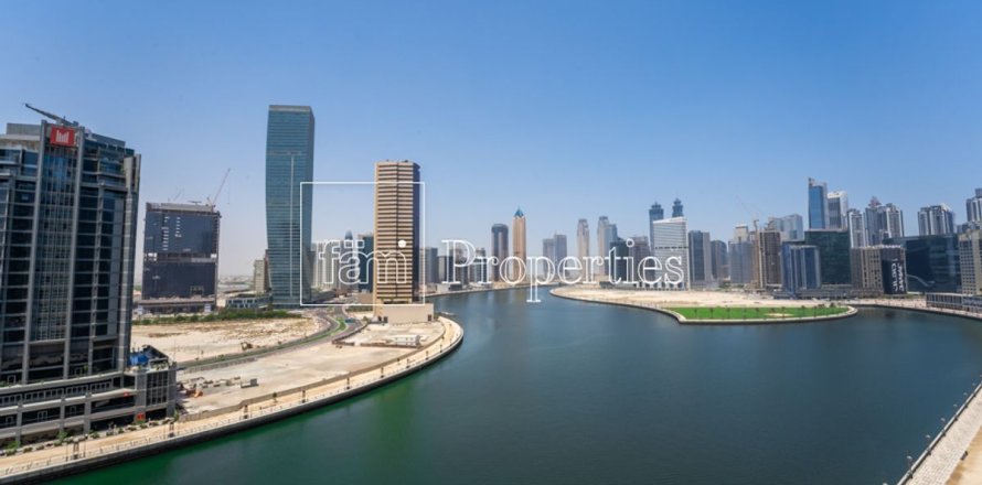 Korter asukohaga Business Bay, Dubai, AÜE: 2 magamistoaga, 128.3 m² Nr 705880