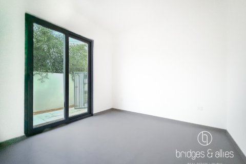 Villa te huur in Tilal Al Ghaf, Dubai, VAE 4 slaapkamers, 232 vr.m., nr 688201 - foto 10