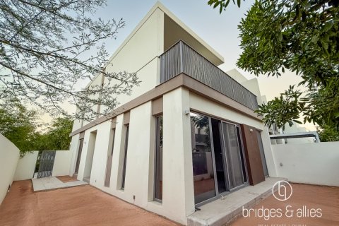 Villa in Tilal Al Ghaf, Dubai, VAE 4 slaapkamers, 232 vr.m. nr 688201