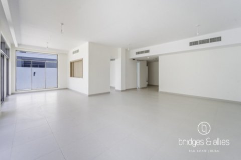 Villa sa Dubai South (Dubai World Central), UAE 5 silid-tulugan, 372 sq.m. № 688203 - larawan 3