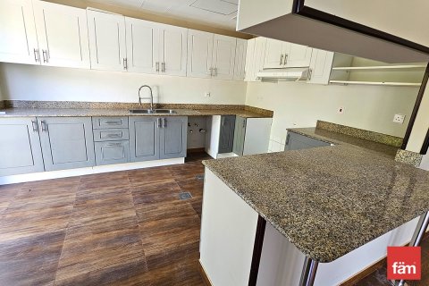 Vila v Dubai, SAE 3 spálne, 255 m2 č. 640276 - Fotografia 10