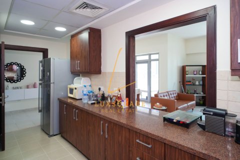 Üürile anda korter asukohaga Business Bay, Dubai, AÜE: 2 magamistoaga, 141 m² Nr 738742 - pilt 21