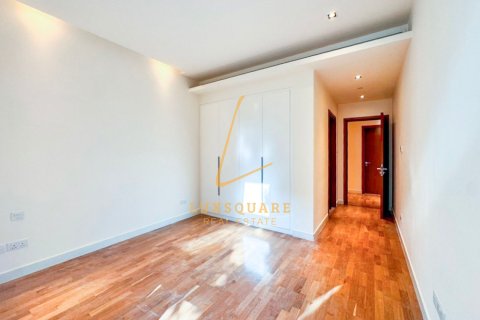 Apartman u gradu Al Wasl, Dubai, UAE 3 spavaće sobe, 222 m2 Br. 738741 - Slika 10