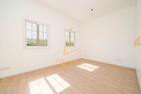 Villa in The Springs, Dubai, UAE 2 bedrooms, 186 sq.m. № 711312 - photo 7