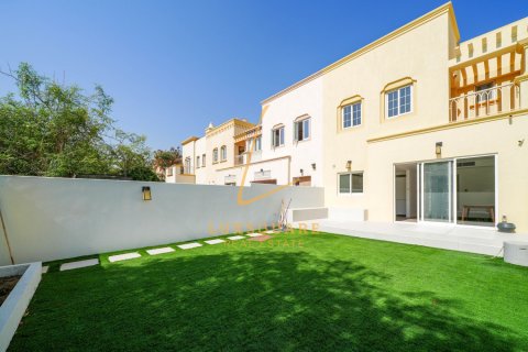 Villa in The Springs, Dubai, UAE 2 bedrooms, 186 sq.m. № 711312 - photo 26