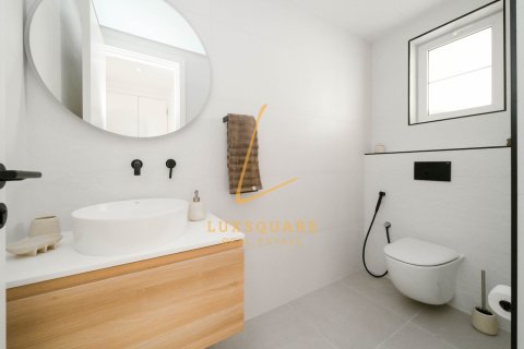 Villa in The Springs, Dubai, UAE 2 bedrooms, 186 sq.m. № 711312 - photo 20
