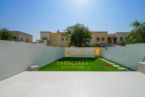 Villa in The Springs, Dubai, UAE 2 bedrooms, 186 sq.m. № 711312 - photo 25