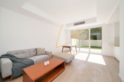 Villa in The Springs, Dubai, UAE 2 bedrooms, 186 sq.m. № 711312 - photo 3