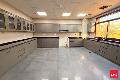 阿联酋 Dubai Al Furjan 待租 : 5 卧, 600 平方米 , 编号668775 - 照片 9