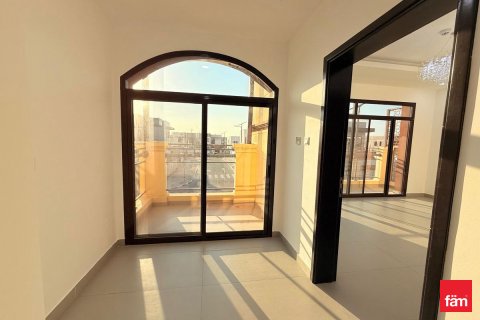 阿联酋 Dubai Al Furjan 待租 : 5 卧, 600 平方米 , 编号668775 - 照片 24