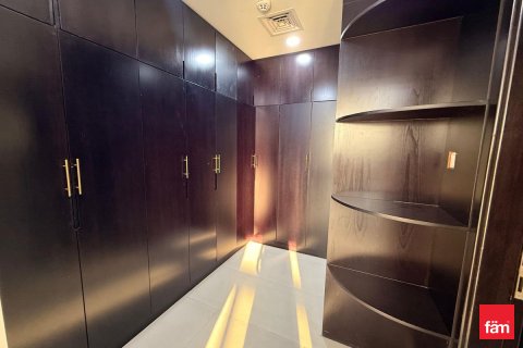 阿联酋 Dubai Al Furjan 待租 : 5 卧, 600 平方米 , 编号668775 - 照片 18