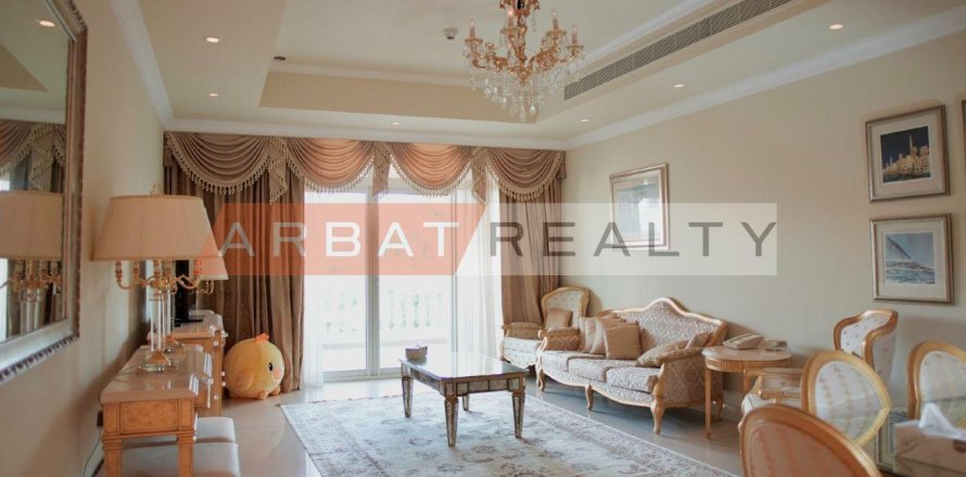 Dzīvoklis Palm Jumeirah, Dubaijā, AAE 2 istabas, 163.51 m2 Nr. 737091