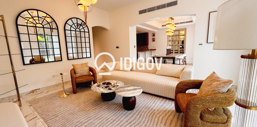 ویلا در The Lakes، Dubai ، امارات متحده عربی 4 خوابه ، 266.17 متر مربع.  شماره 735567