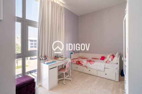 Müüa ridamaja asukohaga Dubai, AÜE: 3 magamistoaga, 199.28 m² Nr 735565 - pilt 17