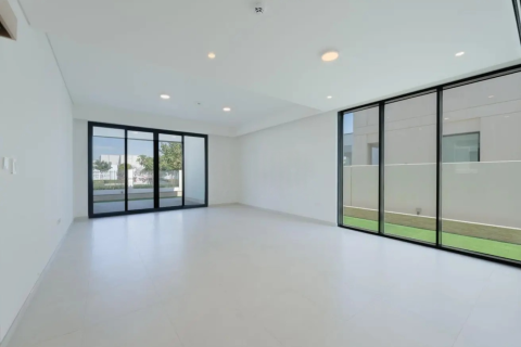 Kamienica na sprzedaż w Arabian Ranches 3, Dubai, ZEA 4 sypialnie, 362.32 mkw., nr 768738 - zdjęcie 3