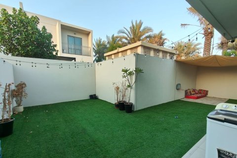 Kuća u nizu u Muwaileh Commercial, Sharjah, UAE 3 spavaćih soba, 175.12 m2 Br. 768753 - fotografija 3