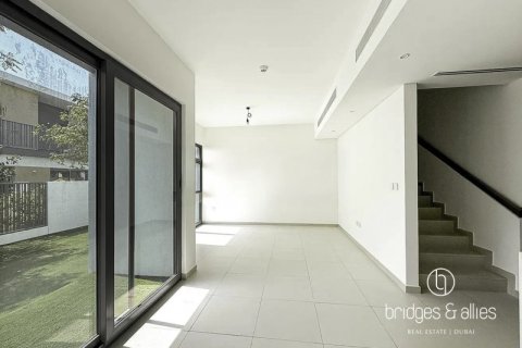 Tilal Al Ghaf, Dubai, UAE의 임대용 빌라 침실 3개, 140제곱미터 번호 688190 - 사진 3