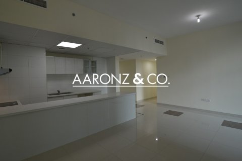 Appartamento in vendita a Dubai Marina, Dubai, EAU 3 camere da letto, 123 mq. № 688184 - foto 4