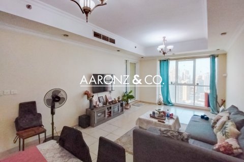דירה למכירה ב Jumeirah Lake Towers, Dubai, איחוד האמירויות  2 חדרי שינה, 107 מ"ר, מספר 688185 - תמונה 4