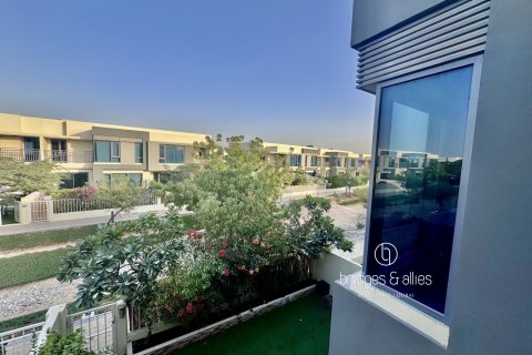 Dubai Hills Estate, Dubai, संयुक्त अरब अमीरात में विला, 4 बेडरूम, 202 वर्ग मीटर, संख्या 688188 - फ़ोटो 11