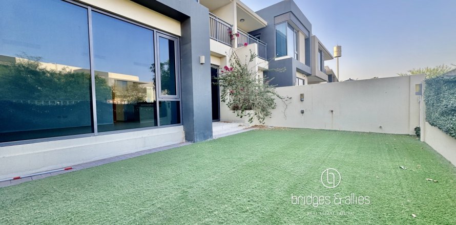 Dubai Hills Estate, Dubai, संयुक्त अरब अमीरात में विला, 4 बेडरूम, 202 वर्ग मीटर, संख्या 688188