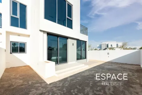 Villa te huur in Dubai Hills Estate, Dubai, VAE 4 slaapkamers, 229 vr.m., nr 738399 - foto 16