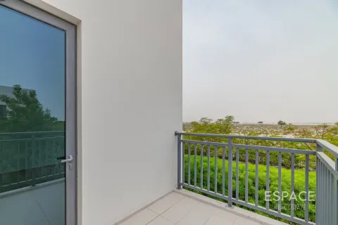 Vila u gradu Dubai Hills Estate, UAE 4 spavaće sobe, 231 m2 Br. 738400 - Slika 16