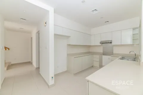 Vila u gradu Dubai Hills Estate, UAE 4 spavaće sobe, 231 m2 Br. 738400 - Slika 3